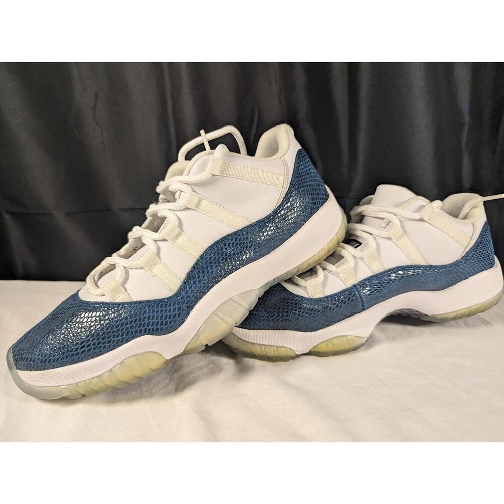 Nike Air Jordan 11 Retro Low Navy Snakeskin 2019 Size 10 CD6846-102 Good W/Box